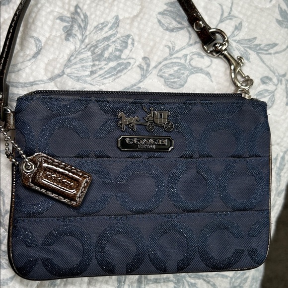 Coach Dark Blue Sparkle Signature Wristlet - Picture 10 of 10